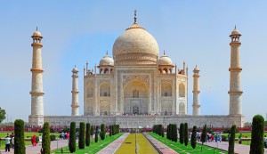 Taj_Mahal_2012